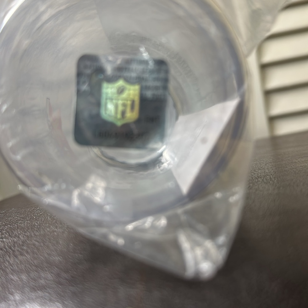 NFL Super Bowl LIX(59) Clear Water Bottle with Cap… - Picture 3 of 3